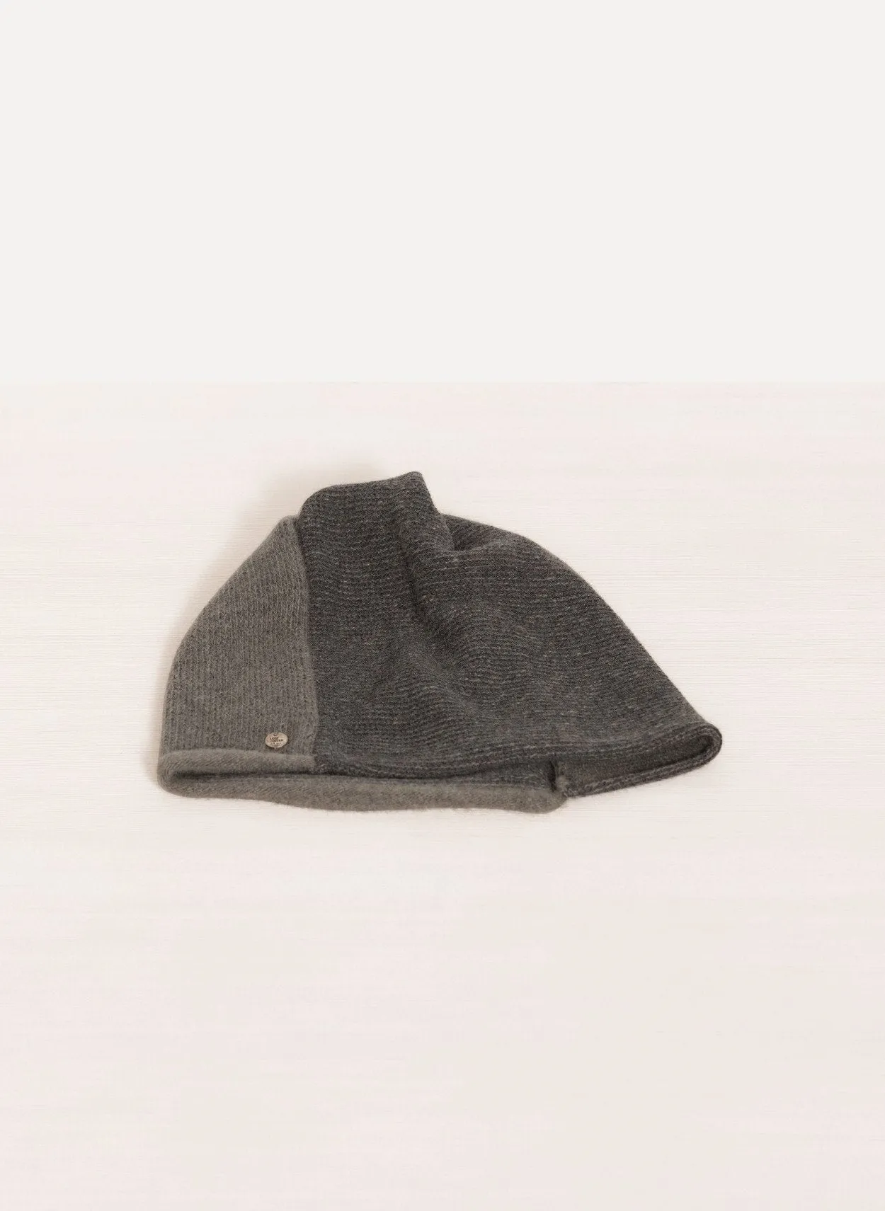 16.309.860 Twisted Cap