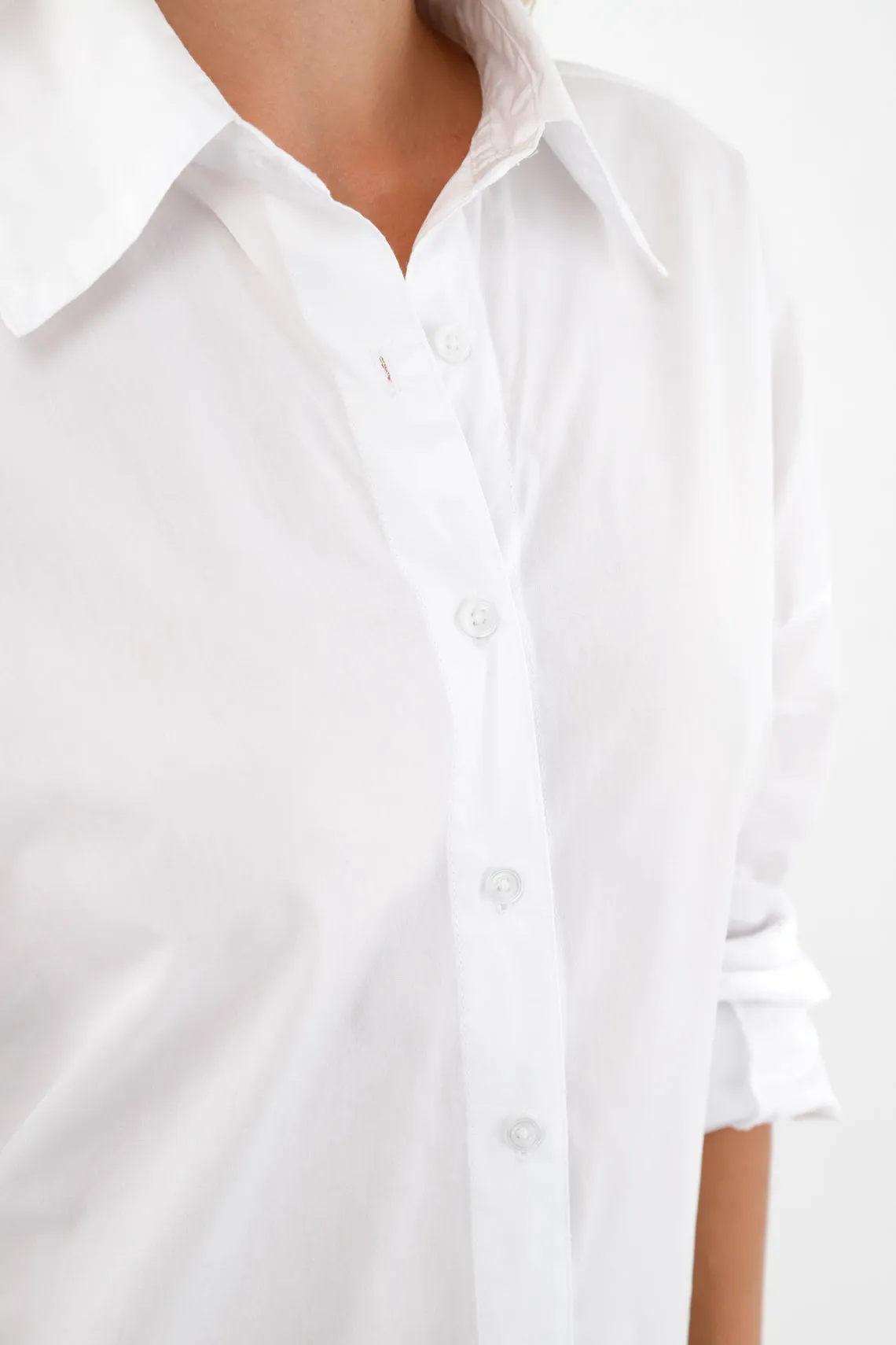 Camisa blanca manga larga para mujer