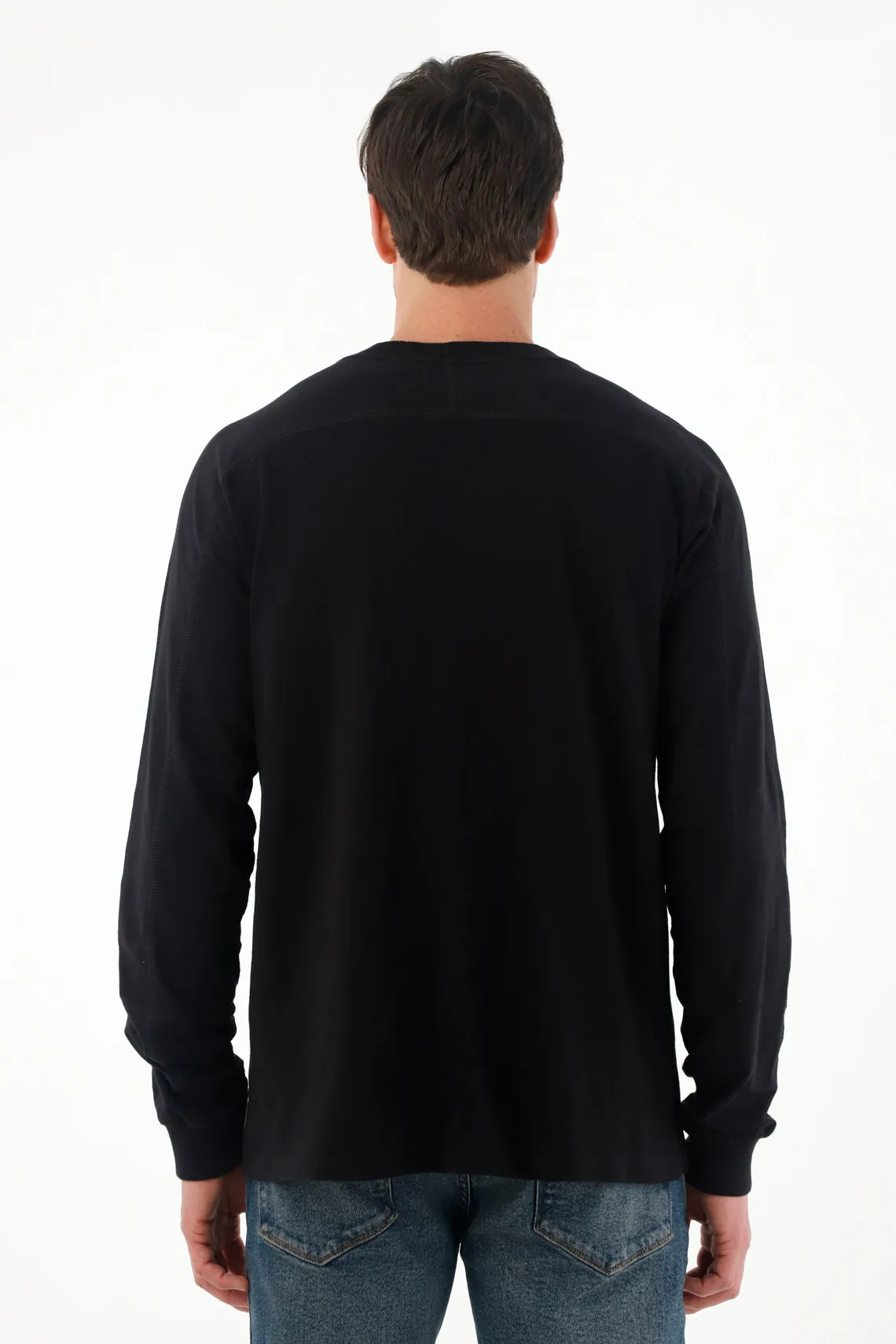 Camiseta negra manga larga para hombre