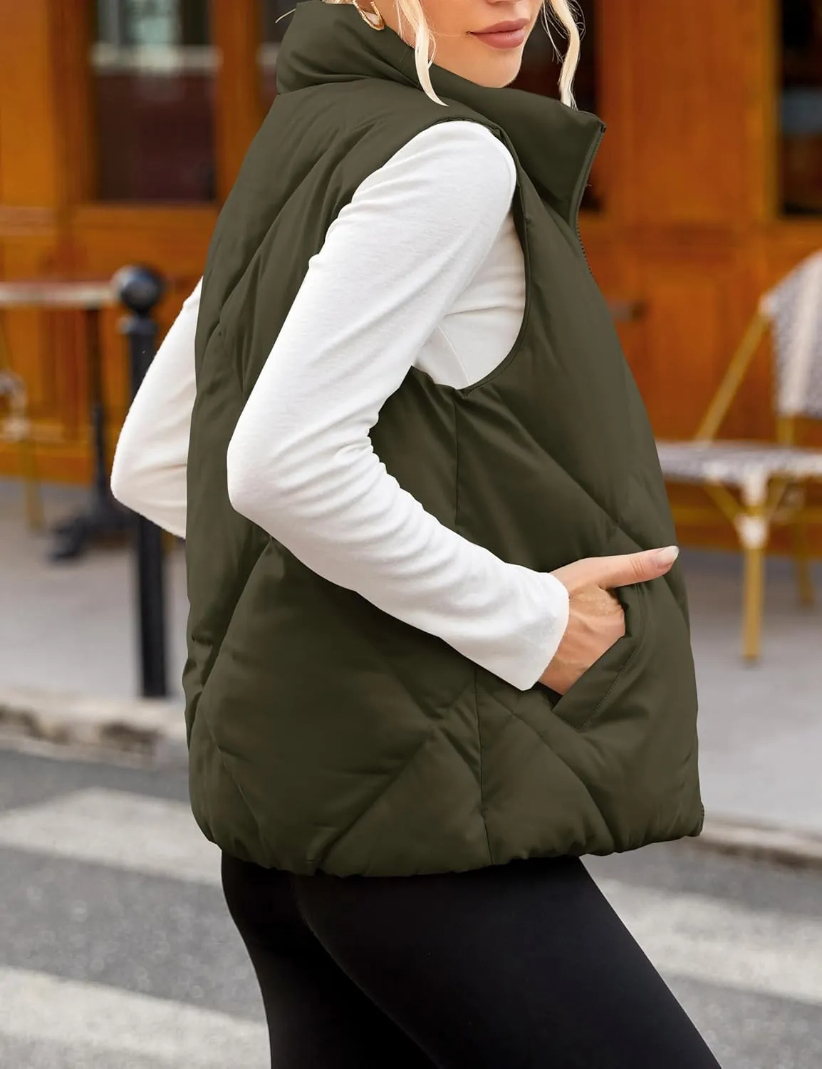 MEROKEETY Womens 2025 Puffer Vest Sleeveless Zip Up Quilted Coat Stand Collar Gilet Jacket With Pockets