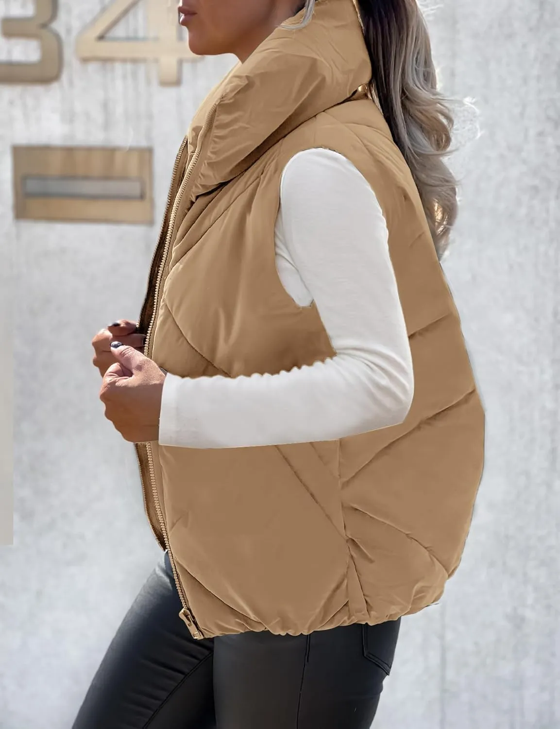MEROKEETY Womens 2025 Puffer Vest Sleeveless Zip Up Quilted Coat Stand Collar Gilet Jacket With Pockets