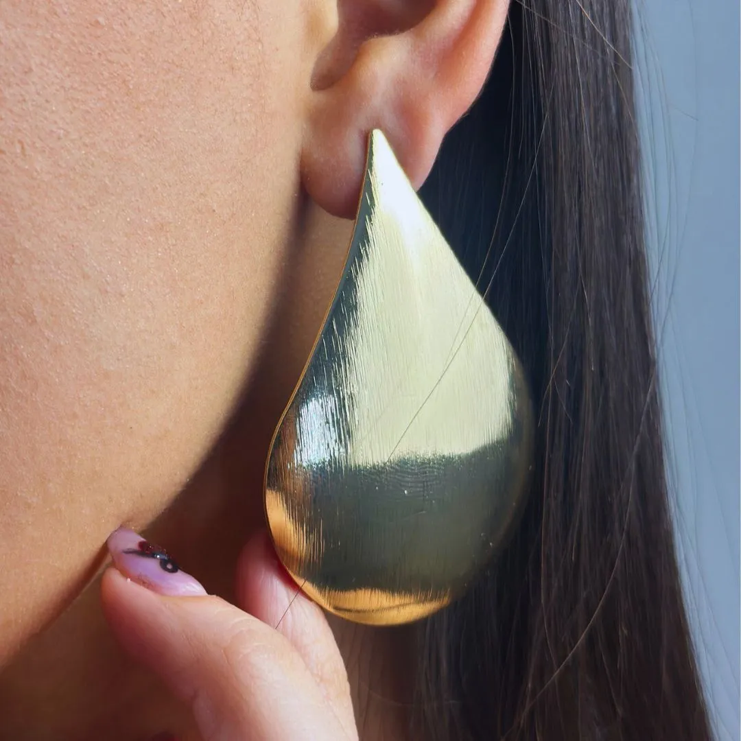 Mila Elegant Gold Teardrop Statement Earrings